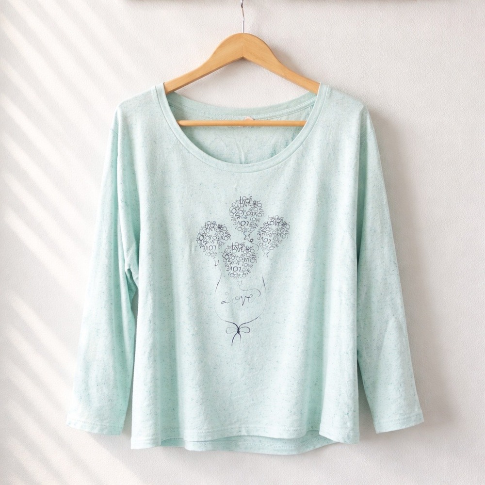 True‎ Freedom XL Jr. Mint Green Love Heart Balloon Graphic Raglan Top Flowy
